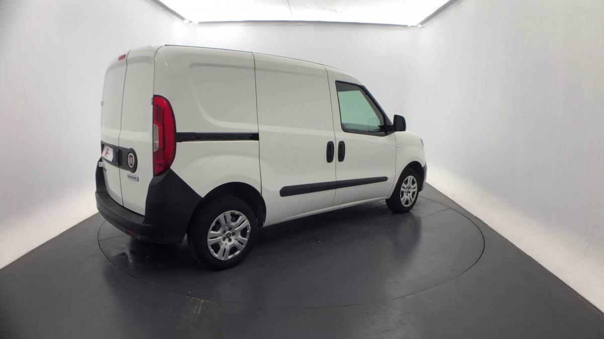 Voiture d'occasion Fiat Doblo